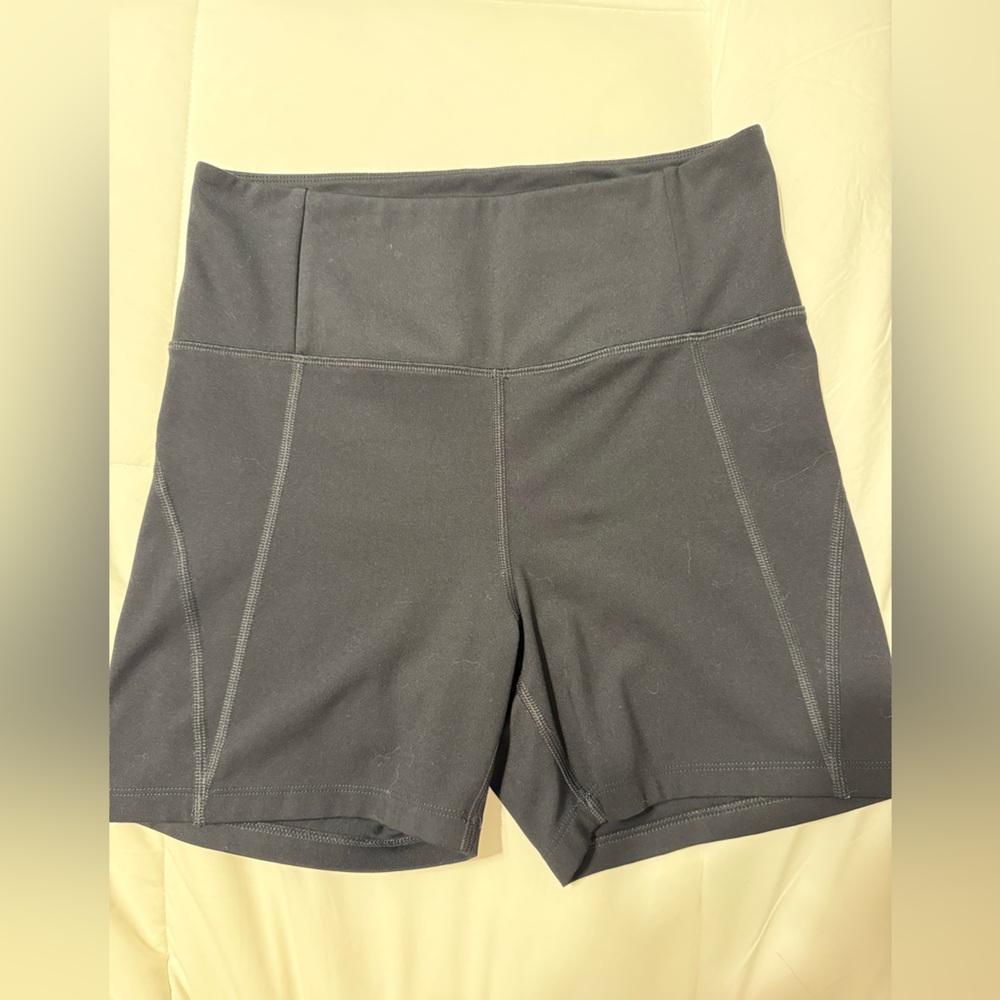 Girlfriend collective shorts